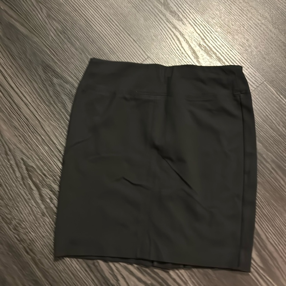 🍍ANN TAYLOR PENCIL SKIRT🍍SZ 8🍍WAIST 16”🍍LENGTH 19”🍍